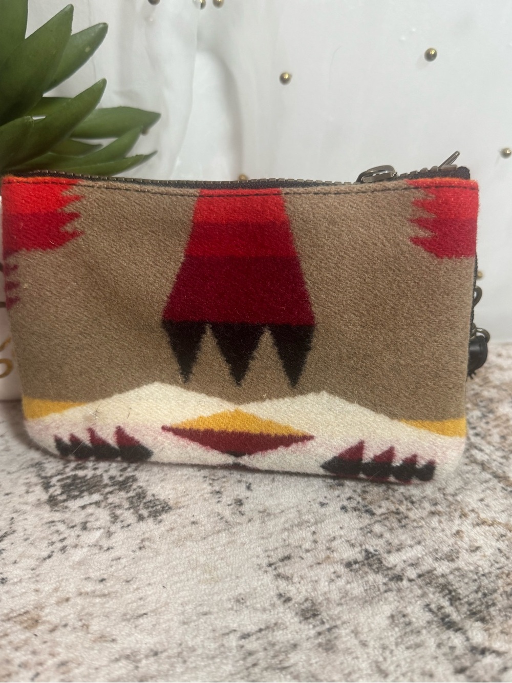 Pendleton Southwestern Wool wristlet/crossbody in Red, Mustard & Brown NWT - Picture 2 of 7